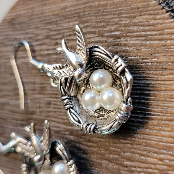 Sparrow and Nest Dangle Earrings, faux pearl eggs - Picture 3 of 6